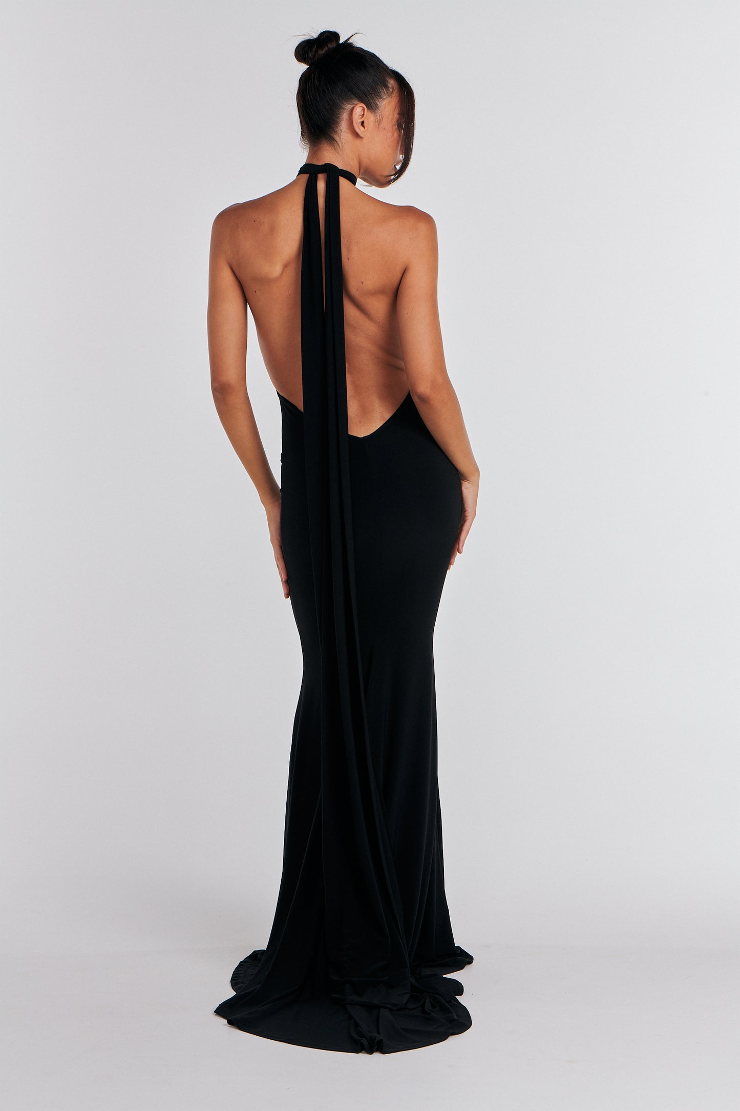 LUCIA GOWN - BLACK
