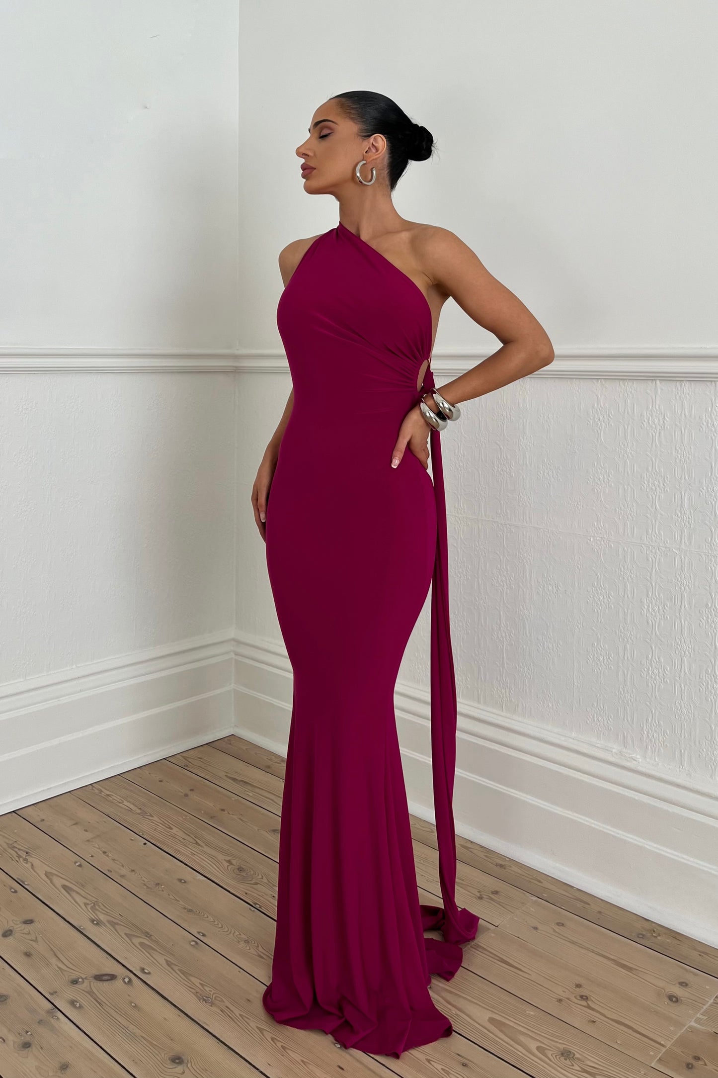 SOFIA GOWN - DEEP BERRY